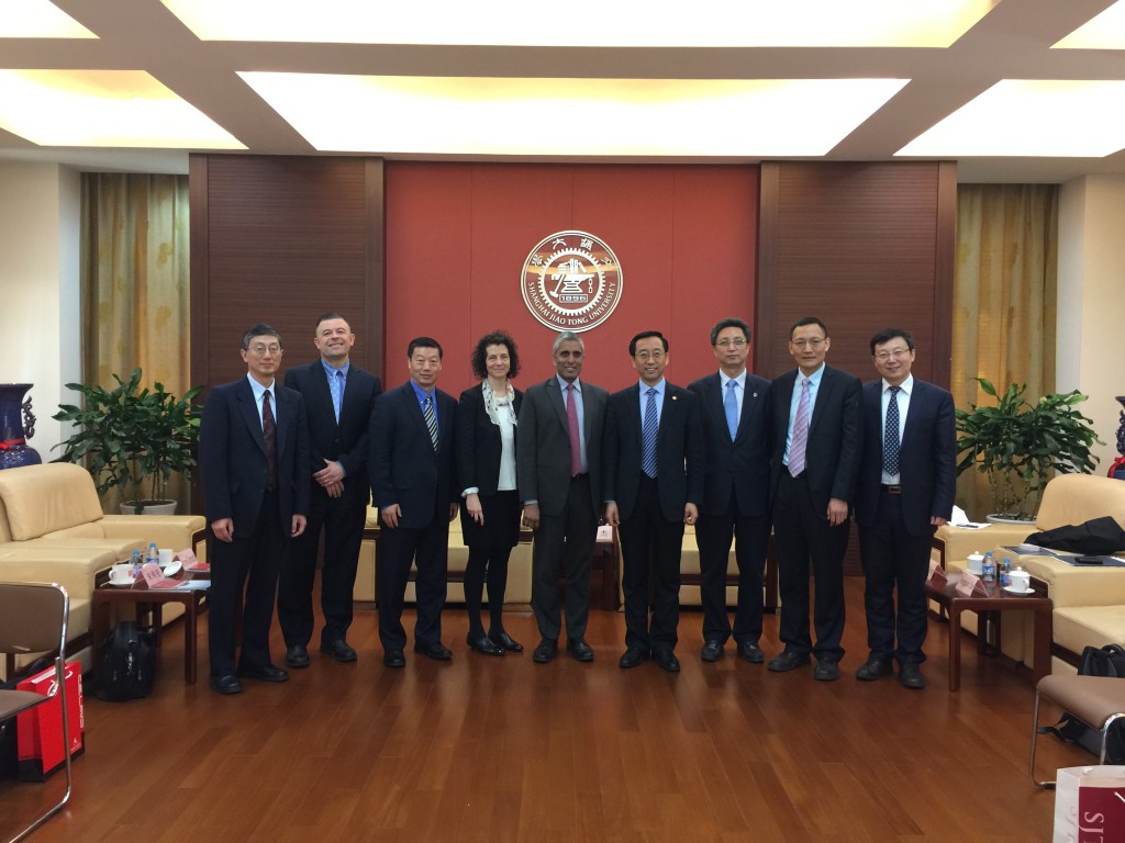 Signing an MOU with Shanghai Jiao Tong University 